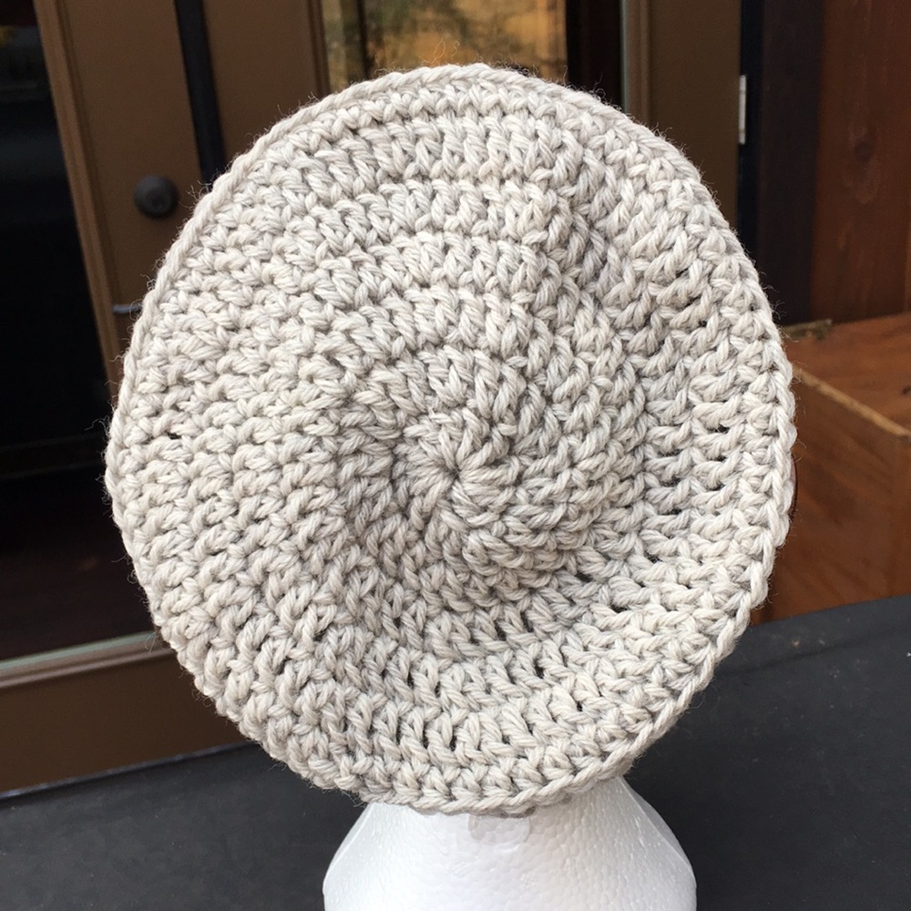Hand Crocheted Hat/Toque - Picture 2 of 6